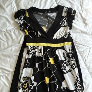 Bcx cap sleeve black and yellow floral dress
